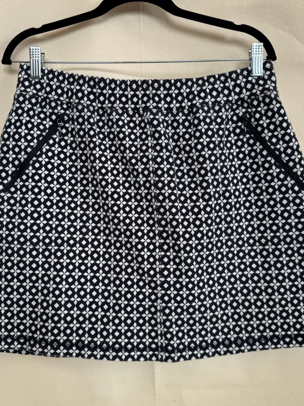 T by Talbots Athletic Black & White Patterned skort